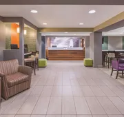 La Quinta Inn & Suites by Wyndham Erie hotel detail image 3