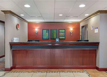 Best Western Cascade Inn & Suites hotel thumbnail 2
