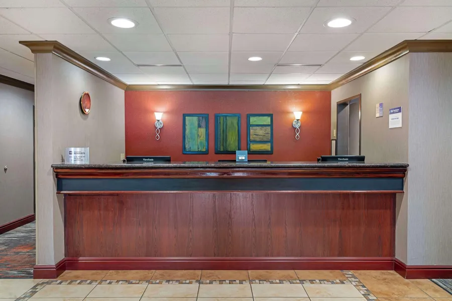 Best Western Cascade Inn & Suites hotel detail image 2