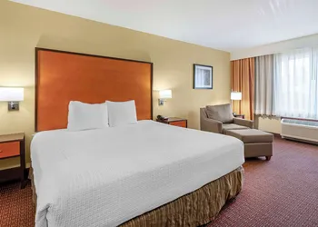 Best Western Cascade Inn & Suites hotel thumbnail 4