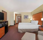 Best Western Cascade Inn & Suites hotel detail image 5