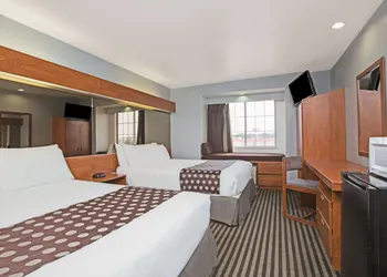 Microtel Inn & Suites by Wyndham Garland/Dallas hotel thumbnail 2