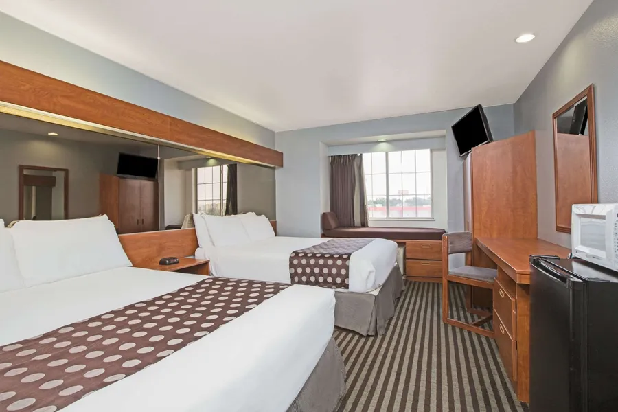 Microtel Inn & Suites by Wyndham Garland/Dallas hotel detail image 2