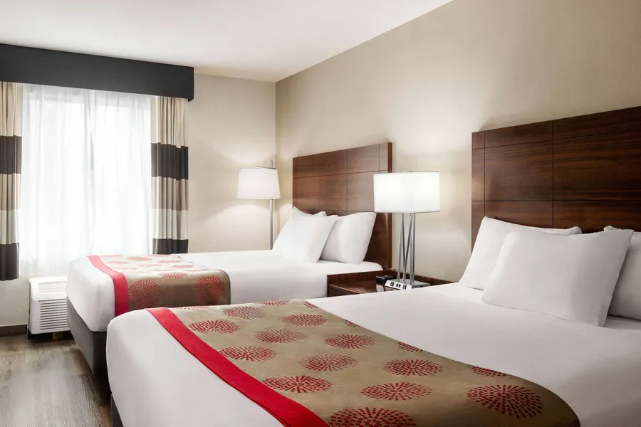 Ramada by Wyndham Sarasota Waterfront hotel detail image 6