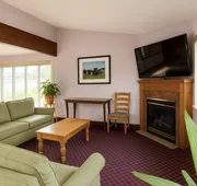Royal Inn & Suites hotel detail image 4