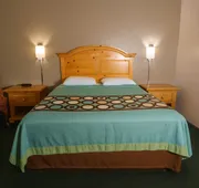 Royal Inn & Suites hotel detail image 5