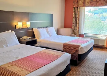 Grand Plaza Hotel & Conference Center hotel thumbnail 3
