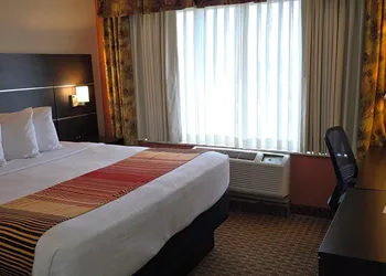 Grand Plaza Hotel & Conference Center hotel thumbnail 8