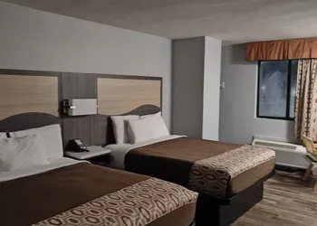 Mountain Vista Inn & Suites hotel thumbnail 2