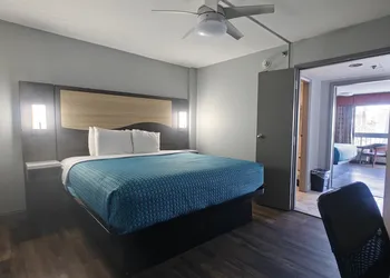 Mountain Vista Inn & Suites hotel thumbnail 7