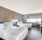 GLō Best Western Mississauga Corporate Centre hotel detail image 4