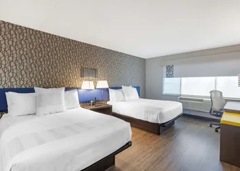 GLō Best Western Mississauga Corporate Centre hotel thumbnail 8