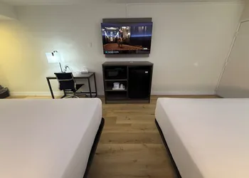 Travelodge by Wyndham Imperial/El Centro hotel thumbnail 8