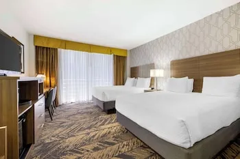 Best Western Plus Bayside Inn hotel thumbnail 5