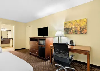 Best Western Coach House hotel thumbnail 6