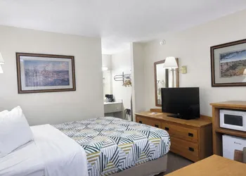 Sundowner Inn Forsyth I 94 hotel thumbnail 5