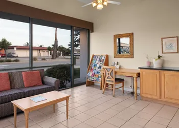 Sand Dollar Inn hotel thumbnail 2