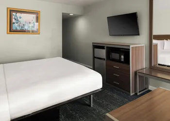Sand Dollar Inn hotel thumbnail 5