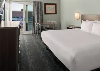 Sand Dollar Inn hotel thumbnail 6