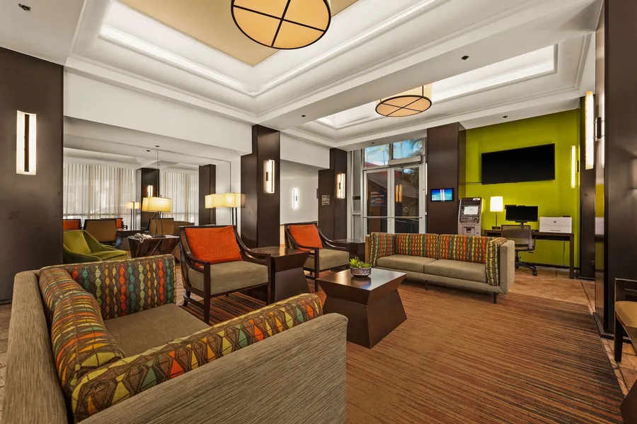 Best Western The Plaza Hotel Honolulu Airport - Free Breakfast hotel detail image 2