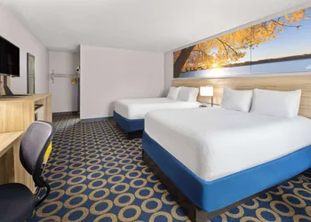 Days Inn by Wyndham Wauseon hotel thumbnail 6