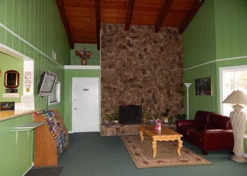 Rancho California Inn hotel thumbnail 3