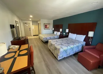 Portside Inn & Suites hotel thumbnail 7