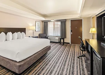 Best Western Coral Hills hotel thumbnail 7