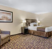 Best Western Plus Inn of Hayward hotel detail image 5