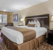 Best Western Plus Inn of Hayward hotel detail image 7