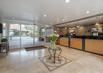 Best Western Oceanside Inn hotel thumbnail 2