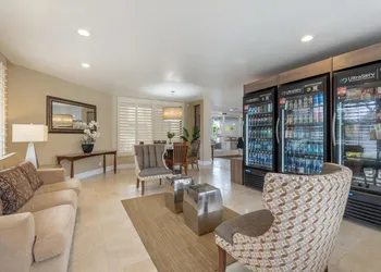 Best Western Oceanside Inn hotel thumbnail 3