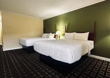 Quality Inn Harrodsburg-Danville hotel thumbnail 7