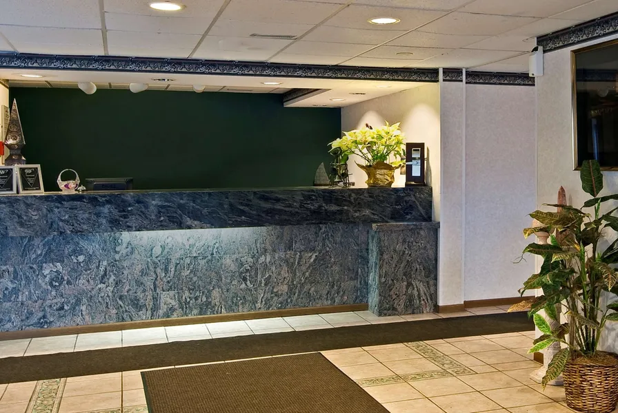 Americas Best Value Inn & Suites Waukegan Gurnee hotel detail image 2
