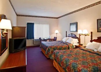 Americas Best Value Inn & Suites Waukegan Gurnee hotel thumbnail 8
