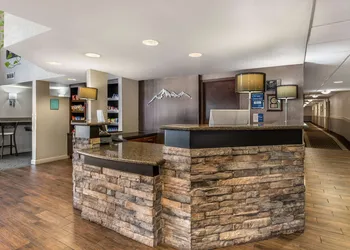 Best Western Plus Peak Vista Inn & Suites hotel thumbnail 6