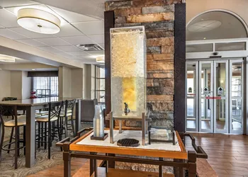 Best Western Plus Peak Vista Inn & Suites hotel thumbnail 7
