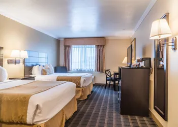 Best Western Inn & Suites hotel thumbnail 5