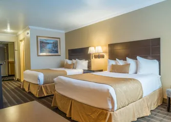 Best Western Inn & Suites hotel thumbnail 6