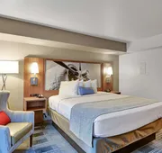 Executive Residency by Best Western Navigator Inn & Suites hotel detail image 3