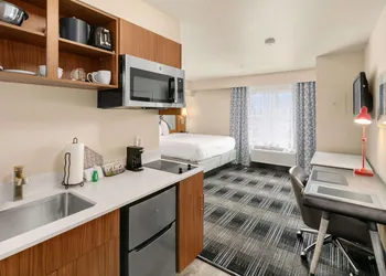 Executive Residency by Best Western Navigator Inn & Suites hotel thumbnail 7