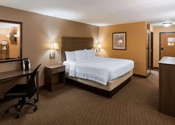 Best Western Plus North Canton Inn & Suites hotel thumbnail 6