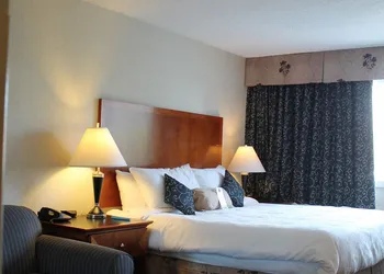 Best Western Plus Suites Downtown hotel thumbnail 7