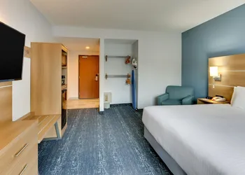ParkShore Resort hotel thumbnail 3