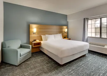 ParkShore Resort hotel thumbnail 6