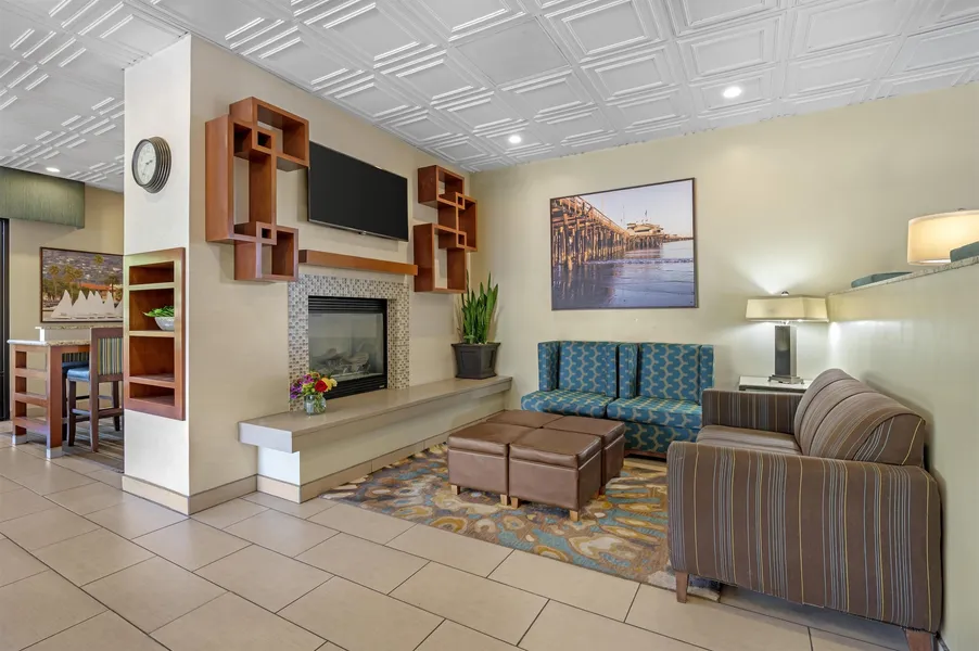 Best Western Plus South Coast Inn hotel detail image 2