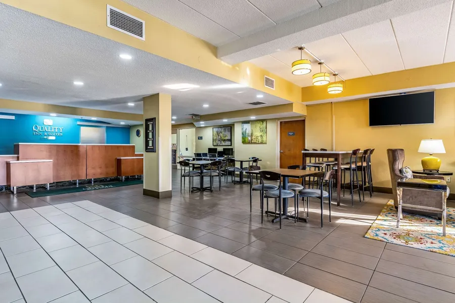 Quality Inn & Suites Southport hotel detail image 2