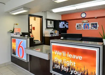Motel 6 Toledo, OH hotel thumbnail 5