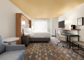 Holiday Inn Houston Intercontinental Airport by IHG hotel thumbnail 3