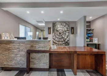 Windmill Suites Surprise - Phoenix, an Ascend Collection Hotel hotel thumbnail 6